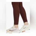 Nike Women's  One Luxe Mid-Rise 7/8 Leggings Bronze Eclipse Size M NWT Photo 3