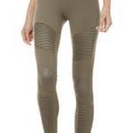 Alo Yoga Green High-Waisted Leggings Photo 1