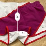 Nike  Dri Fit Women’s SZ‎ S White/Hot Pink Twisted Tempo Shorts Photo 10