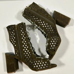 Shoe Republic LA NIB!Shoe -Suede Perforated-Lace UpPeep toe heel booties Size 9 Photo 3