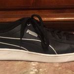 Puma Women's Vikky v2 Black White Sneakers EUC 9 Photo 1