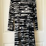 BCBGMAXAZRIA  Womens Adele 3/4 Sleeve Wrap Dress Black White Sz (LP) Peti… Photo 3