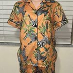 Orange Zebra Print Pajama Set woman size Large button up pocket elastic shorts Photo 0