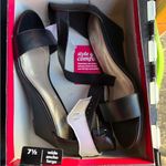 dexflex comfort New  Black Wedge Sandals size 7.5 wide Photo 5