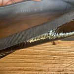 Stuart Weitzman Stuart Weizman black patten leather ballet flats / bows / tassels size 9 Photo 3