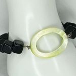 Chunky Black Beaded Green Open Oval Shell Bracelet Photo 9
