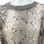 Elizabeth and James Gray Cream 100% Silk Animal Snake Skin Sweatshirt Top Sz XS Photo 4