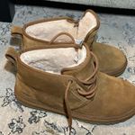 UGG  Neumel Women's Boots In Chestnut Photo 6