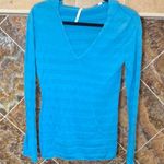Roxy Women's Blue Striped Long Sleeve Hooded Striped Sweater Top Size Medium Photo 0