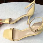 Vince Camuto Enella Yellow Leather Slingback Heels Size 8M Ankle Strap Sandals Photo 6