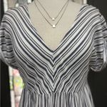 Isabel Maternity Striped V Photo 2