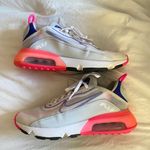 Nike Womens  Air Max 2090 Photo 2