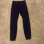 Vuori  woman’s stride legging small color Ink 7/8 Length Photo 6