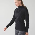 Lululemon EUC Dance Studio Jacket III in Black Photo 0