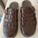 Predictions  LEATHER COLLECTION WOMENS SHOES 8.5 BROWN SLIP-ON WEAVE Photo 1