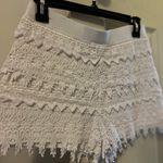 EXPRESS Comfy White Shorts Photo 0