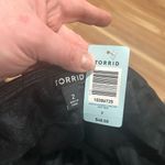 Torrid Elegant Black Zipper NWT Skirt Size 2 Photo 2