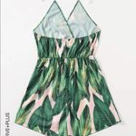 SheIn Tropical halter romper Photo 3