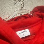 NWOT Comfrt Minimalist Hoodie Crimson Red Photo 4