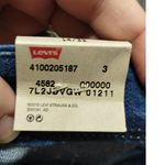 Levi's  NWT Women's Size 14 (32 Waist) Mid Rise Skinny Leg Slim Fit Crop Jeans Photo 4