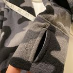 Old Navy Camouflage Fleece Pullover Small Tall Photo 6