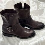 Frye  Natalie Engineer Short Boots Brown Leather Buckle Western Size 6 Boho Chic Photo 3