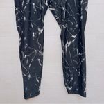 Old Navy Active Women's Plus Size Black PowerSoft Go-Dry High-Rise Leggings 3X Photo 4