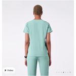 FIGS Casma Three Pocket Scrub Top in Aqua Blue Size XS Photo 1