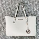 Michael Kors Jet Set Tote Small Photo 0