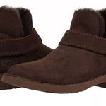 UGG McKay Dark Brown Women Ankle Suede Boots 5.5 NWOT Photo 0