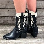 Target Cowboy / Cowgirl Boots Photo 0