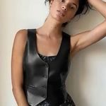 Aritzia Wilfred Desire Vegan Faux Leather Vest Gilet Top Black Womens Size Small Photo 0