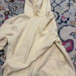 Lululemon sweatshirt Photo 1