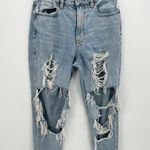 American Eagle  Medium Wash Distressed Holey Mom Jeans Women Size 2 100% Cotton‎ Photo 0