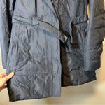 The North Face  Women’s Navy Blue Parka Coat Medium Puffer Photo 3