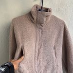 Vuori  Women's PinkSherpa Jacket Photo 1