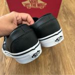 Vans  off the wall black leather slip on shoes sneakers women’s 9 new Photo 4