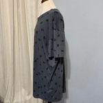 LuLaRoe  Gray Graphic Print T Shirt Womens 2XL All Over Print Casual Top Photo 3