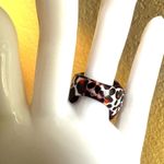 Black and orange leopard cocktail ring Photo 3