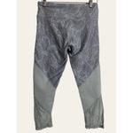 Fabletics  Gray Floral Lace Powerhold Capri Leggings Size S Photo 3