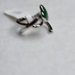 Source Unknown NWT Trendy Twisted  Emerald Green Heart Silver Tone Metal Alloy Chic Size 6 Ring Photo 2