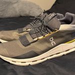 on cloud  Shoes Photo 0