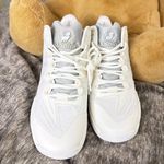 Moolah Kicks Women's Neovolt Pro v2 Medium Width Basketball Shoes, Size 9.5 Photo 1