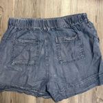 Cute denim shorts with pockets #denimshorts medium, rise is 11 Photo 1