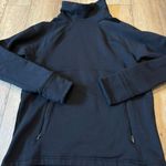 Athleta Sweatshirt Photo 0