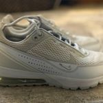 Nike Air Max 270 Shoes Photo 0