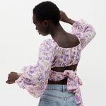 Kiss the Sky Floral Tie-Back Cropped Top NWT Size S Photo 3