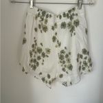 Abercrombie & Fitch Abercrombie green floral shorts size S Photo 4