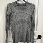 Lululemon Grey Swiftly Tech Long Sleeve Photo 0