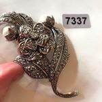 KJL by Avon signed Vintage Silver Tone Floral Brooch With Rhinestones & Faux Pea White Photo 0